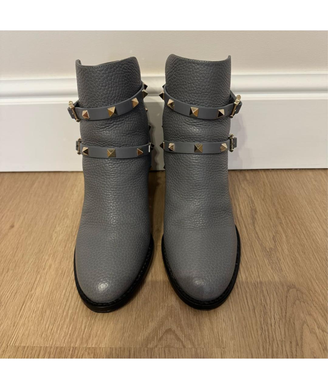 VALENTINO Серые кожаные ботильоны, фото 2