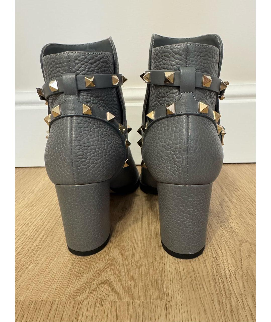 VALENTINO Серые кожаные ботильоны, фото 4