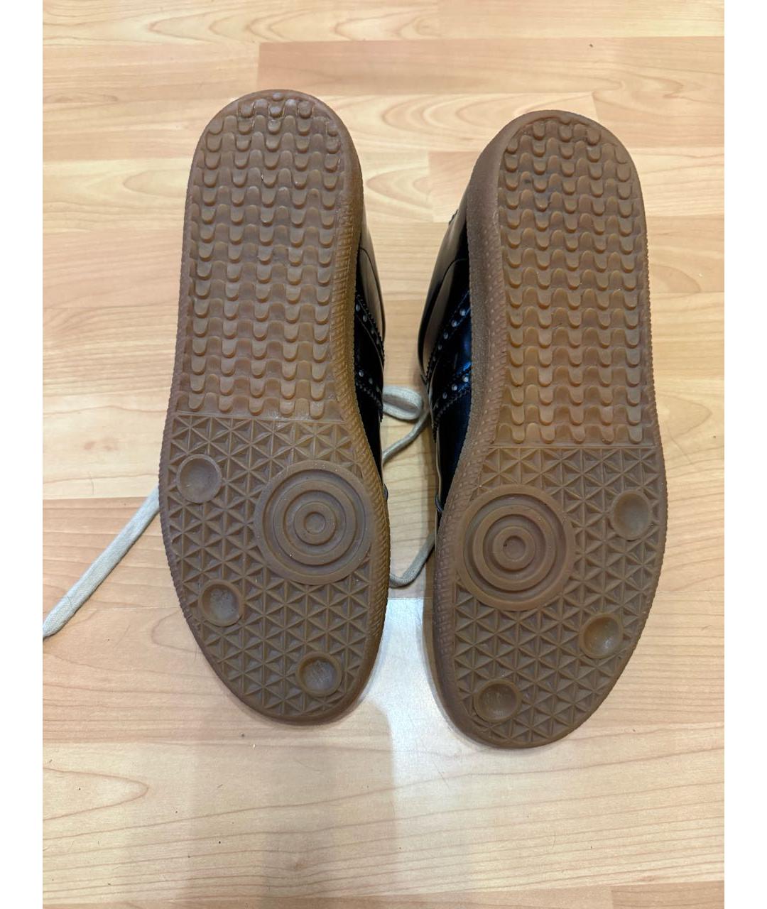 MAISON MARGIELA Черные низкие кроссовки / кеды из лакированной кожи, фото 6