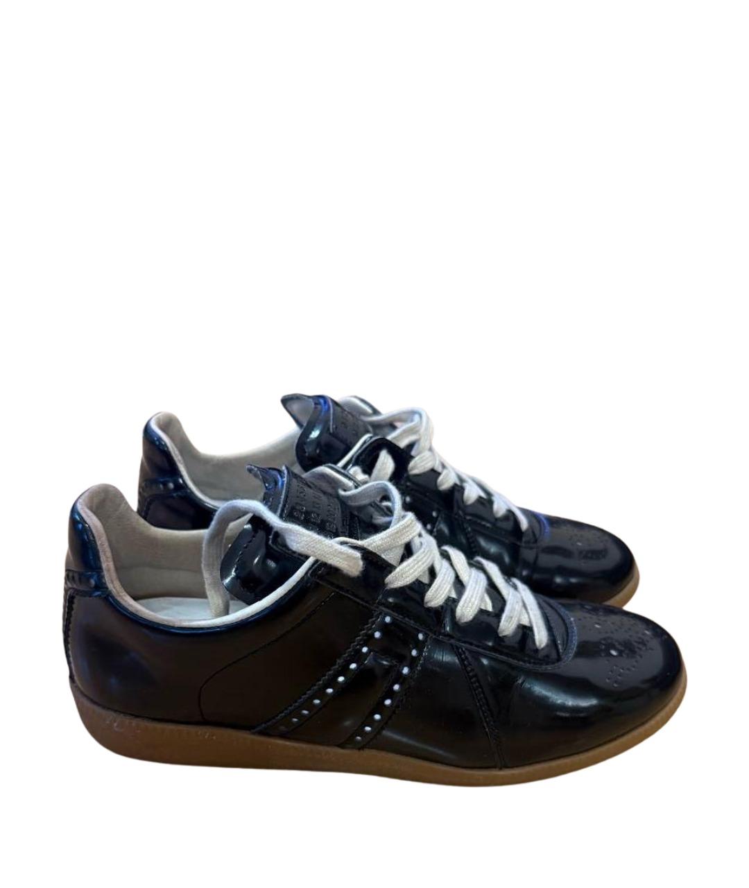 MAISON MARGIELA Черные низкие кроссовки / кеды из лакированной кожи, фото 1