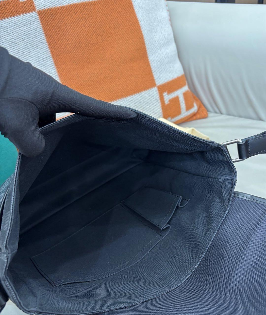 LOUIS VUITTON Антрацитовая сумка на плечо, фото 7