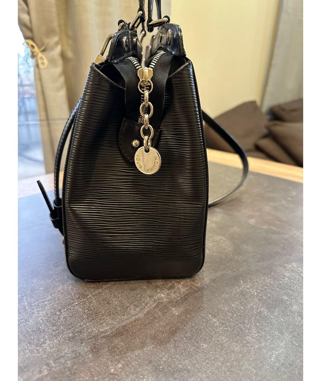 LOUIS VUITTON Черная сумка с короткими ручками, фото 2