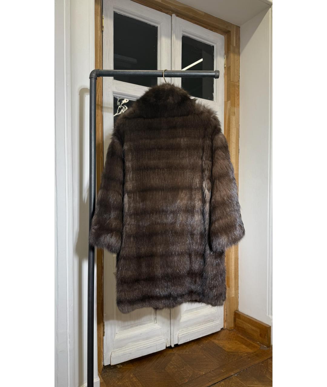 FENDI Коричневая меховая шуба, фото 2