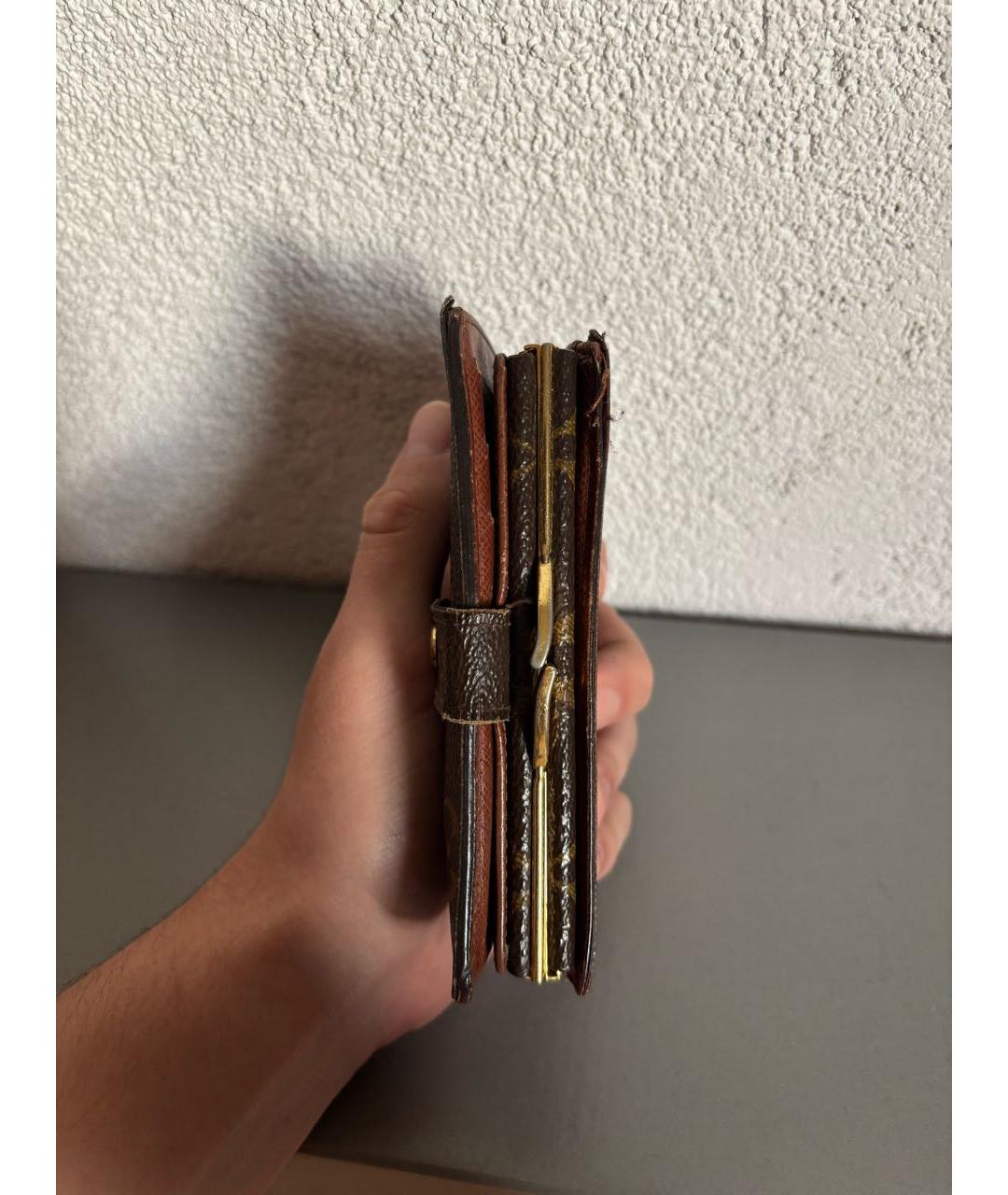 LOUIS VUITTON Коричневый кожаный кошелек, фото 8
