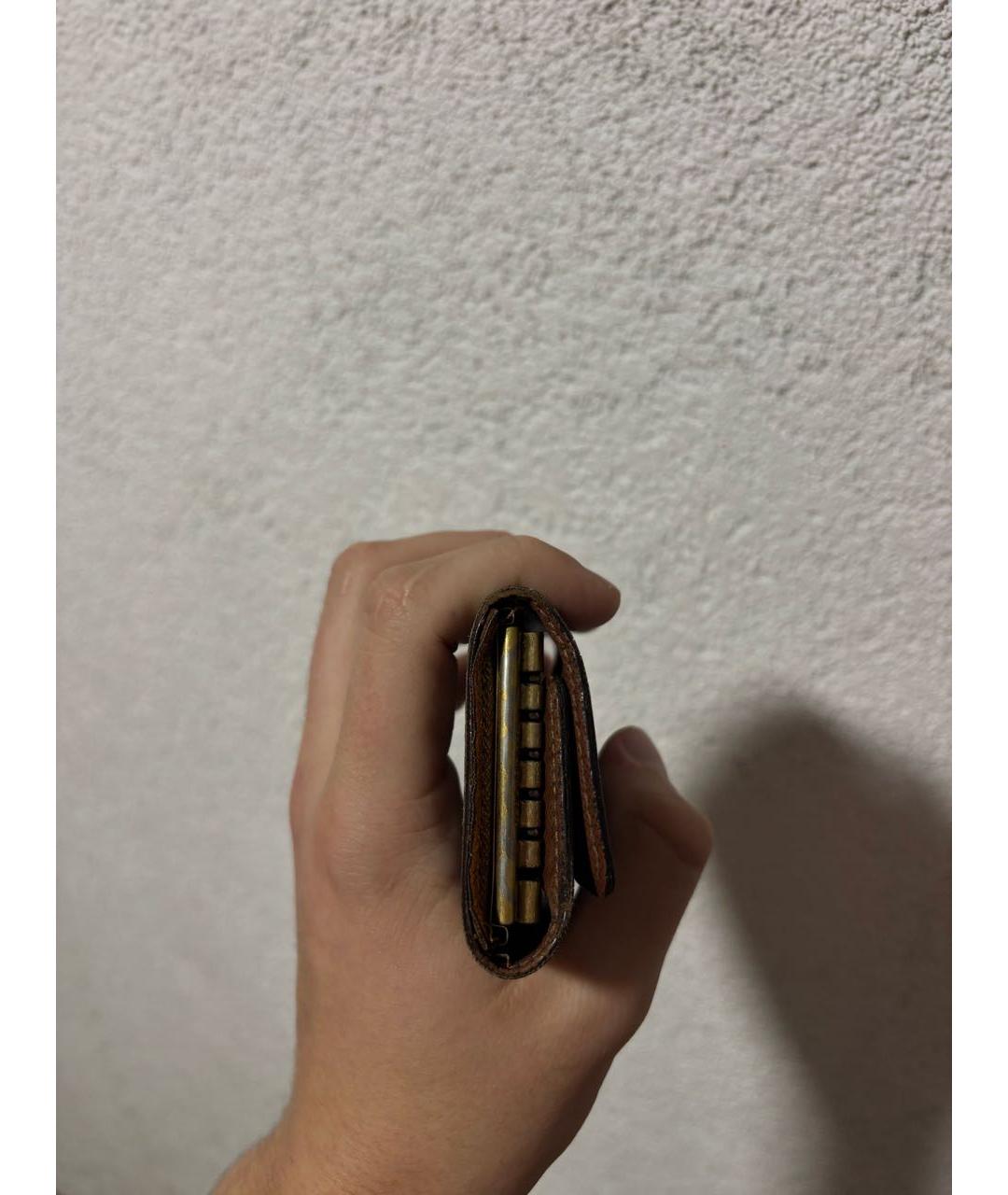 LOUIS VUITTON Коричневая ключница, фото 4