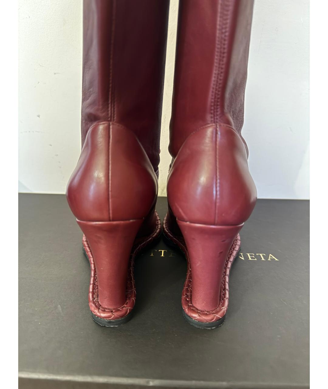 BOTTEGA VENETA Бордовые кожаные сапоги, фото 4