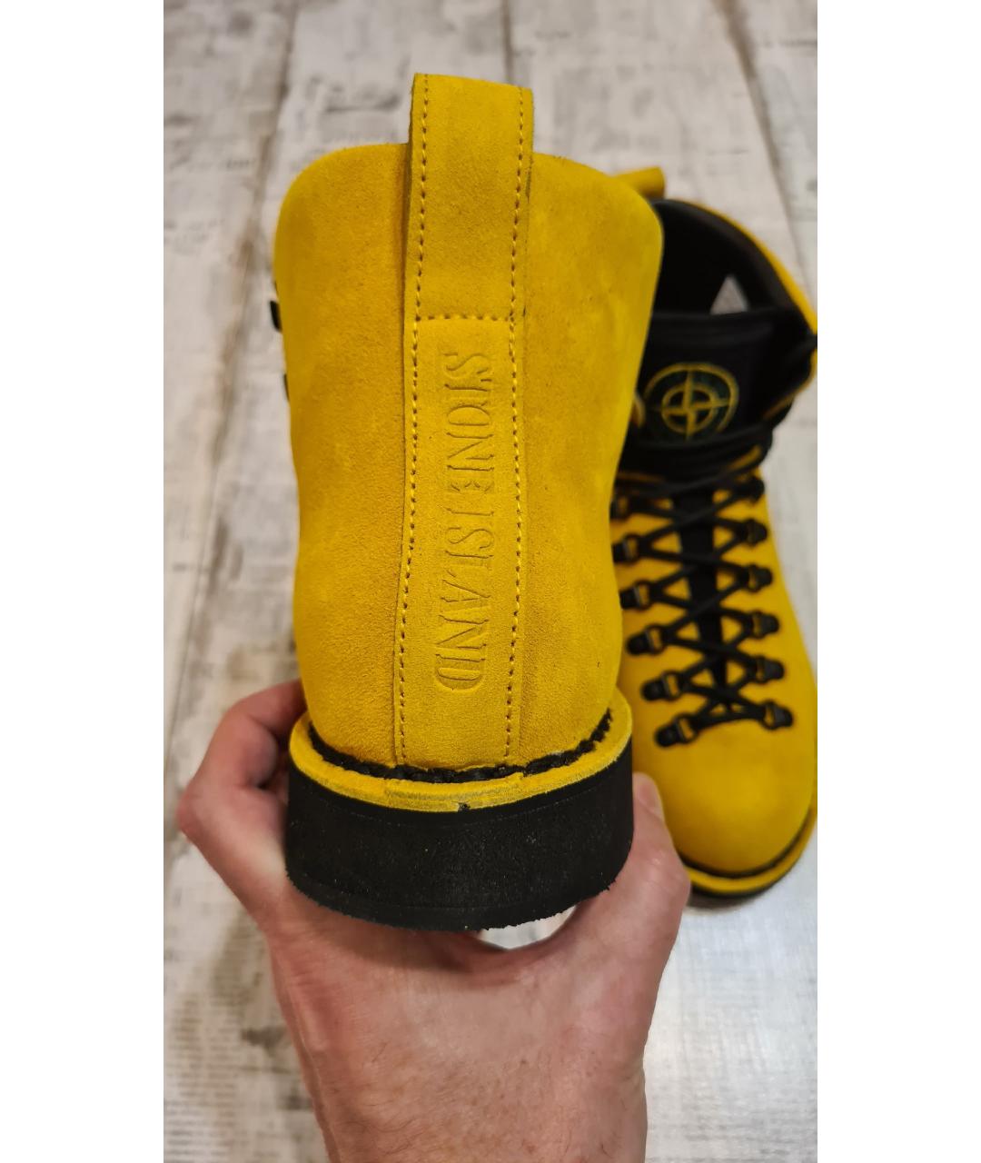 STONE ISLAND Горчичные замшевые высокие ботинки, фото 7