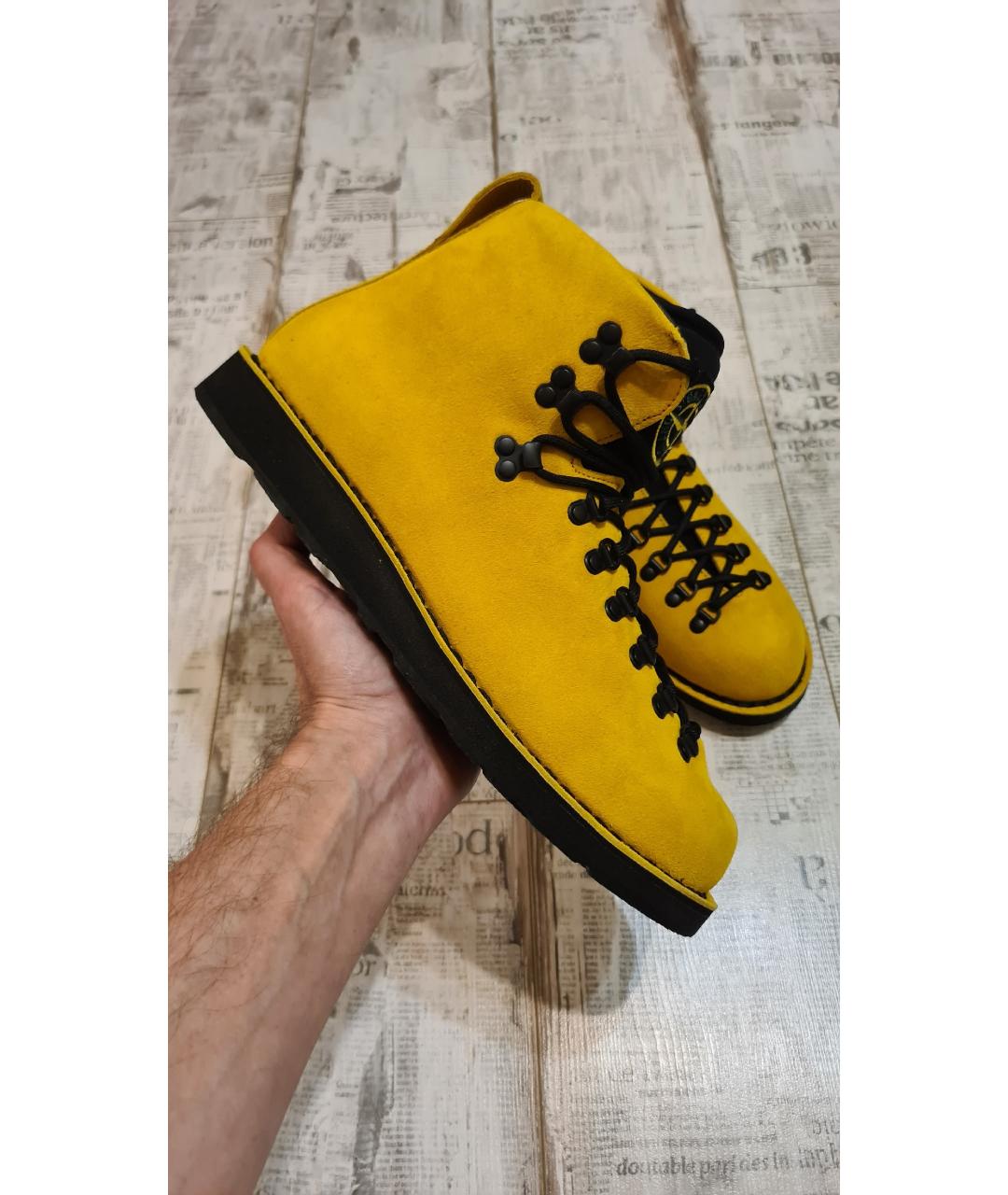 STONE ISLAND Горчичные замшевые высокие ботинки, фото 10