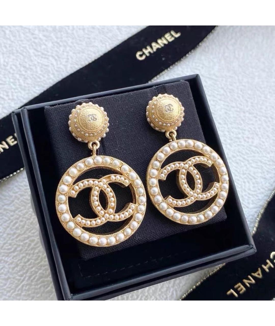 CHANEL Золотые металлические серьги, фото 2