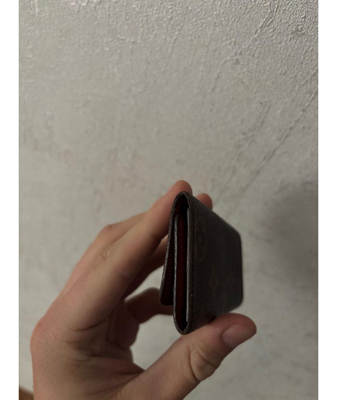 LOUIS VUITTON Коричневая ключница, фото 4