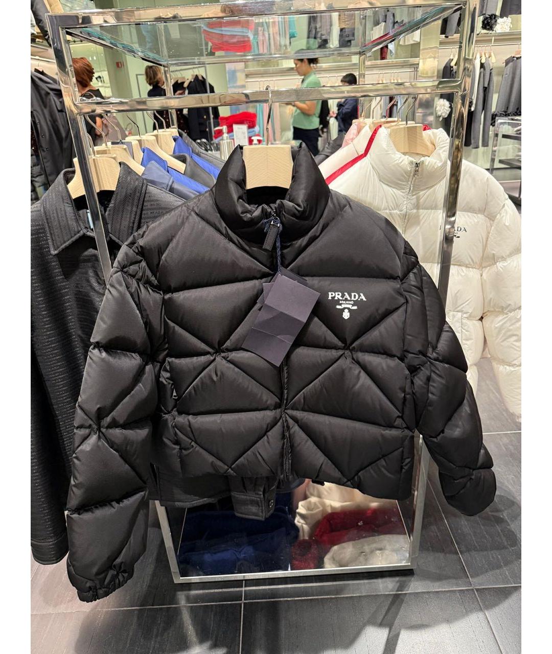 PRADA Черная полиэстеровая куртка, фото 3