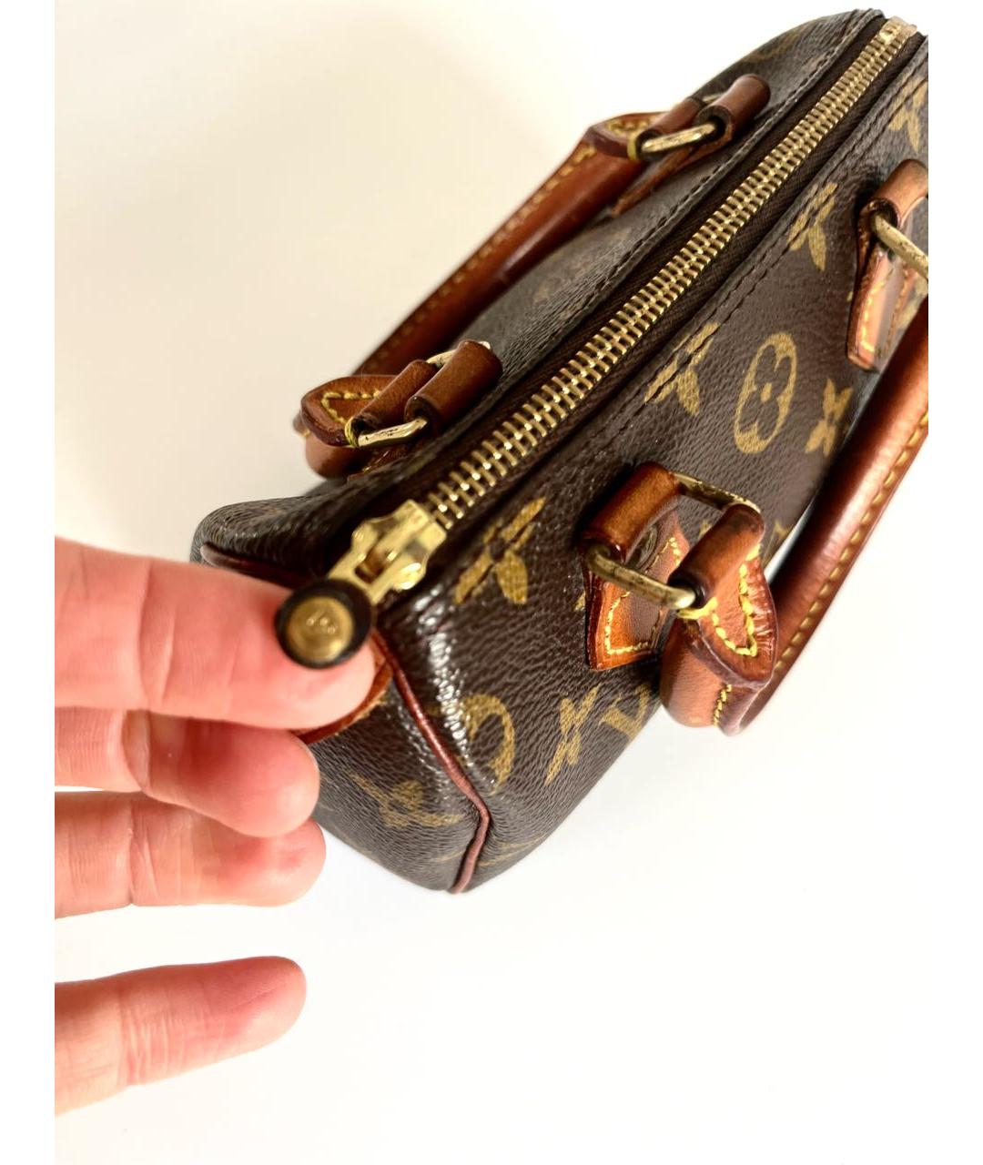 LOUIS VUITTON Коричневая сумка с короткими ручками, фото 7