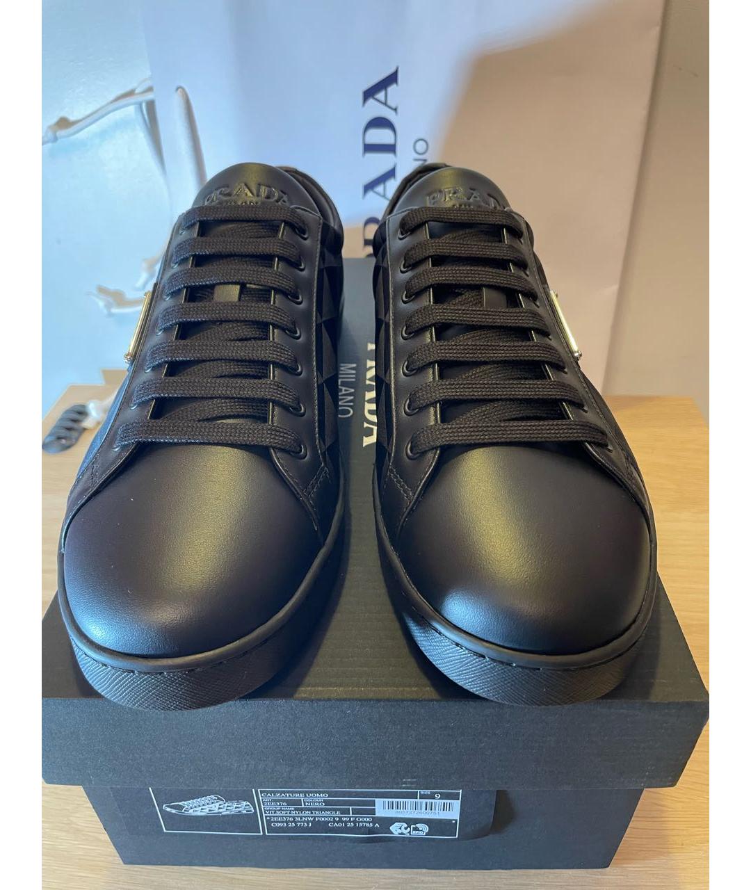 PRADA Черные текстильные низкие кроссовки / кеды, фото 2