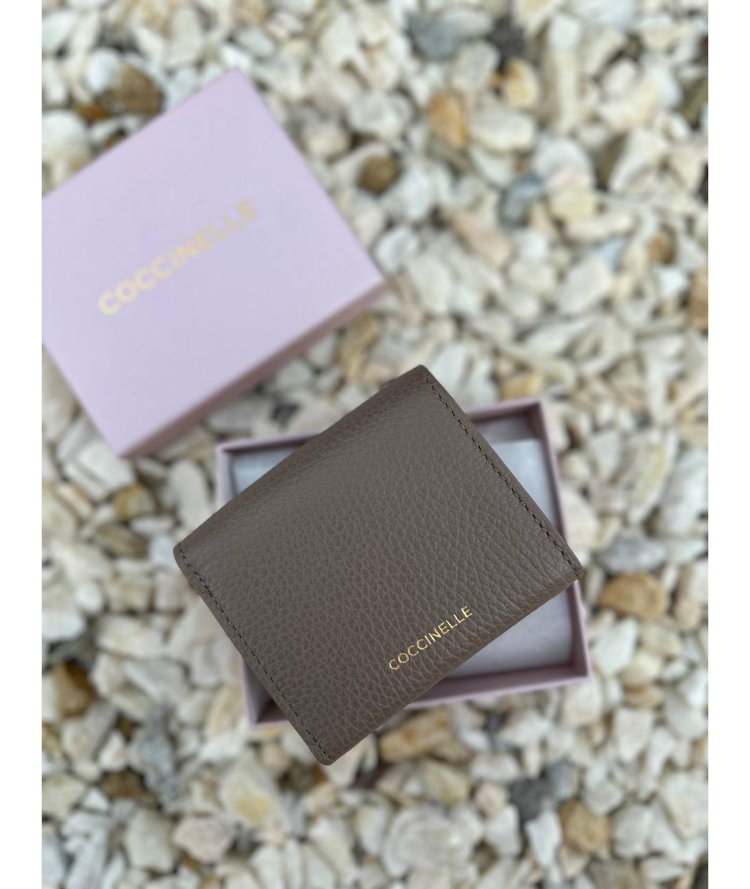 COCCINELLE Бежевый кожаный кошелек, фото 6