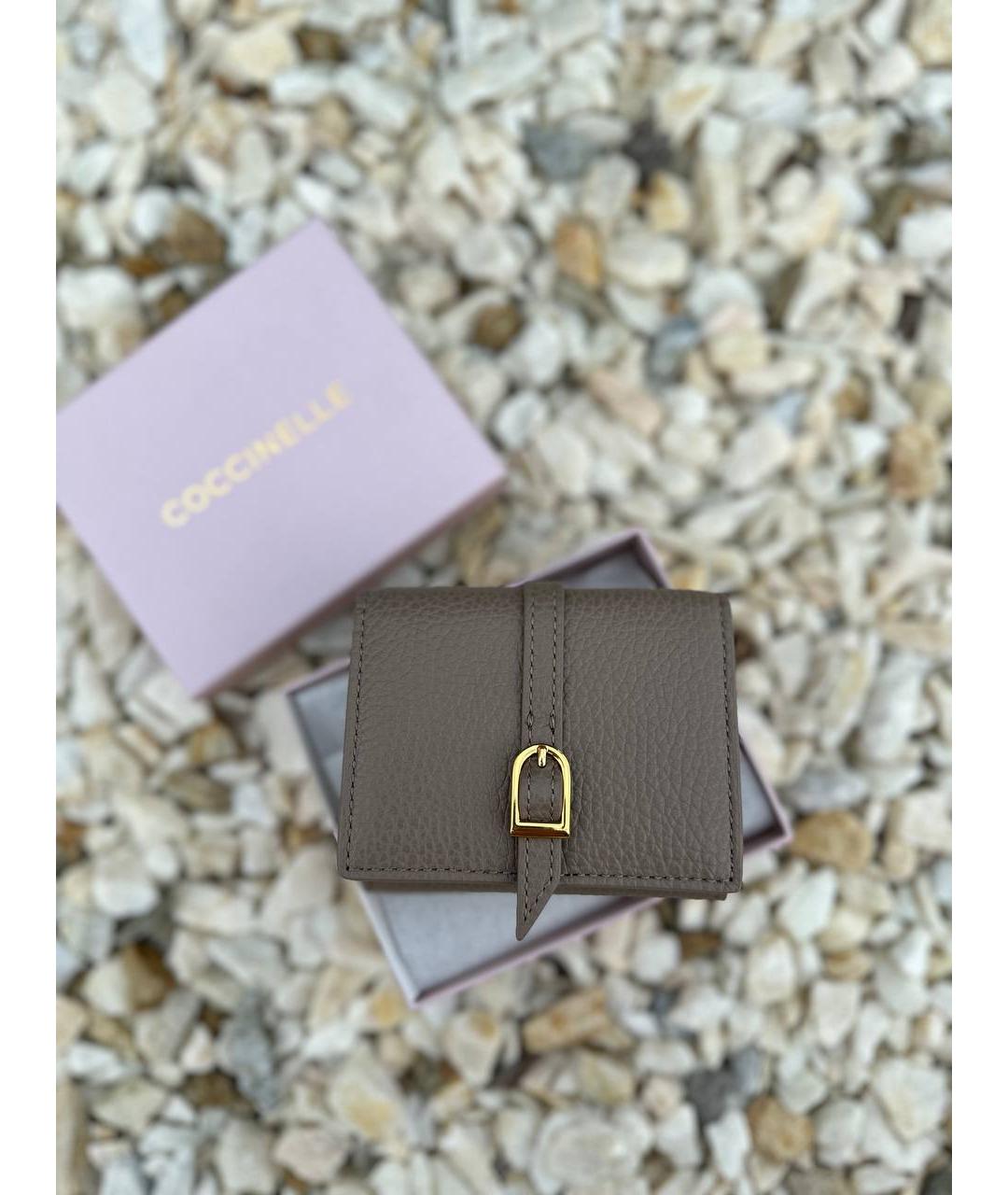 COCCINELLE Бежевый кожаный кошелек, фото 5