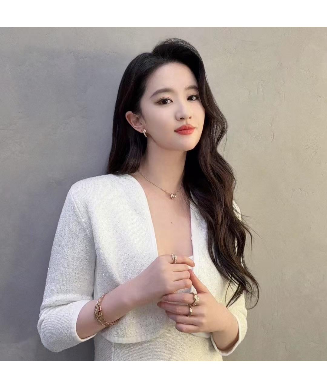 BVLGARI Золотое колье из розового золота, фото 6