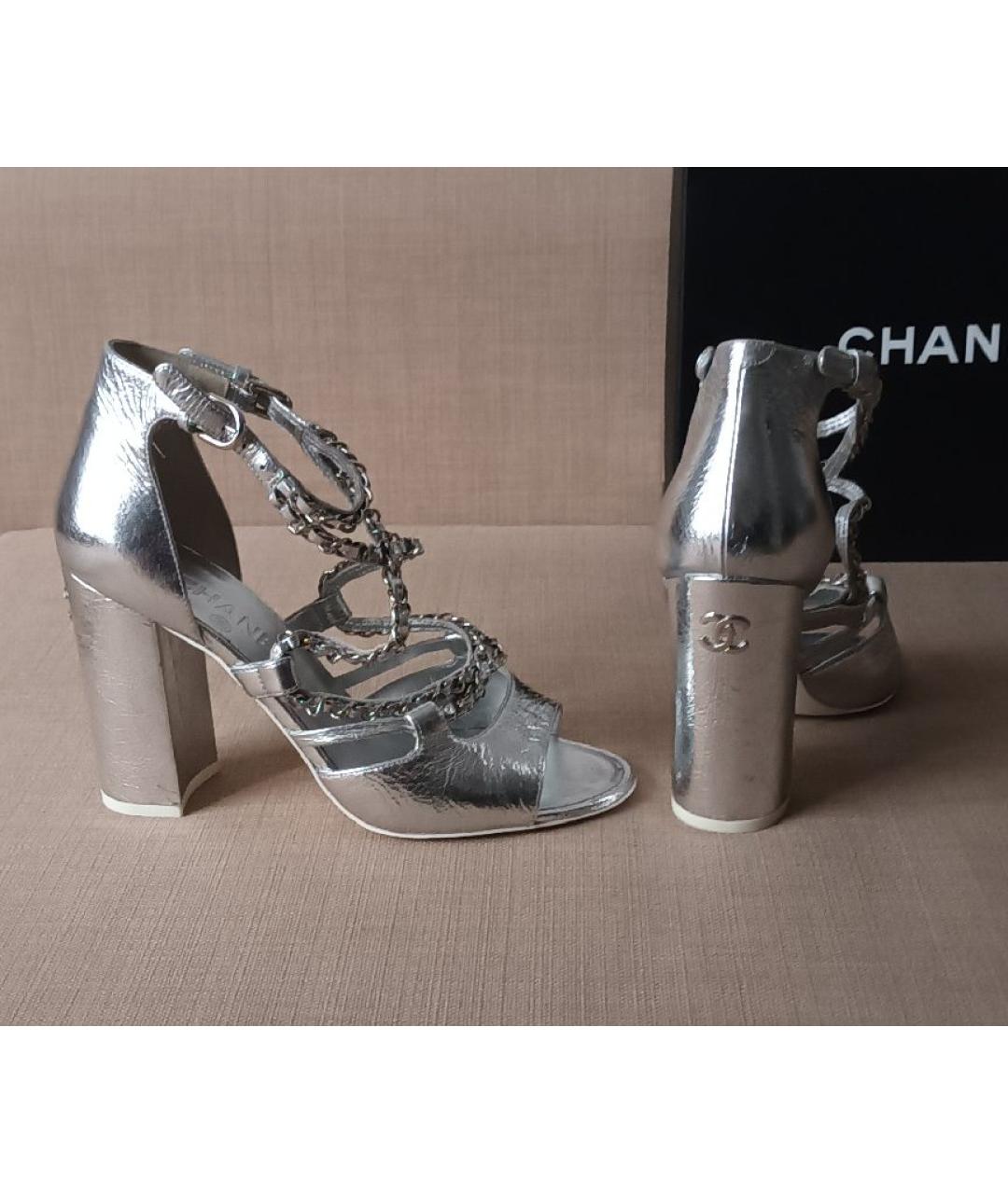 CHANEL Серебряные кожаные босоножки, фото 3