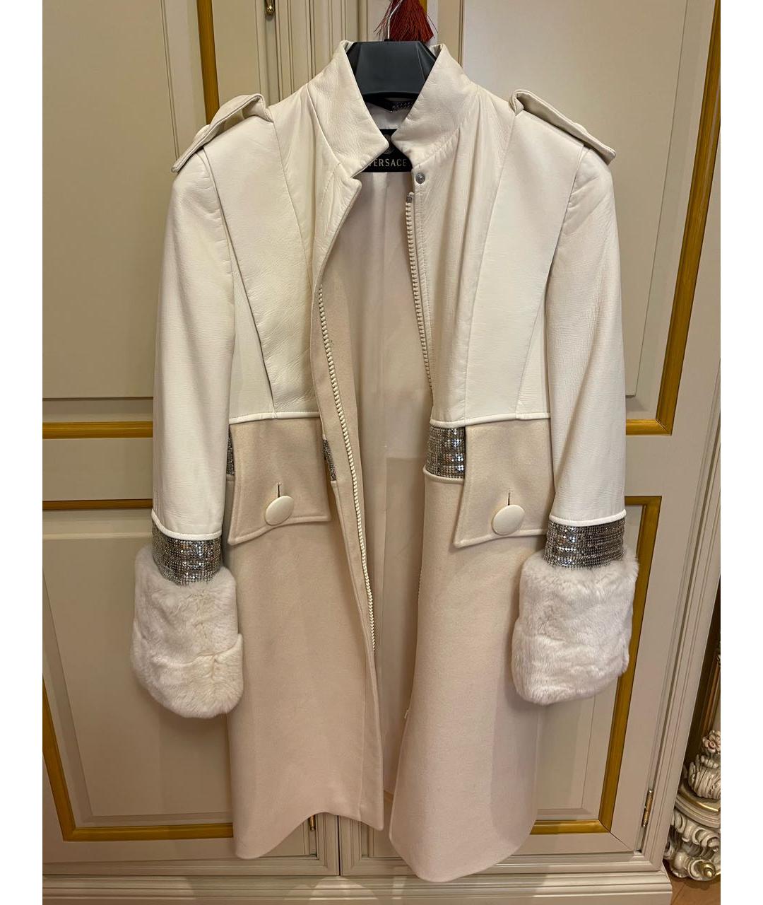 VERSACE Белое кожаное пальто, фото 7