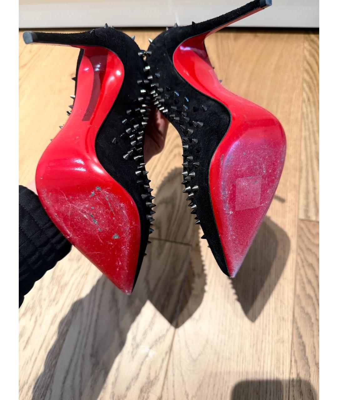 CHRISTIAN LOUBOUTIN Черные замшевые туфли, фото 5