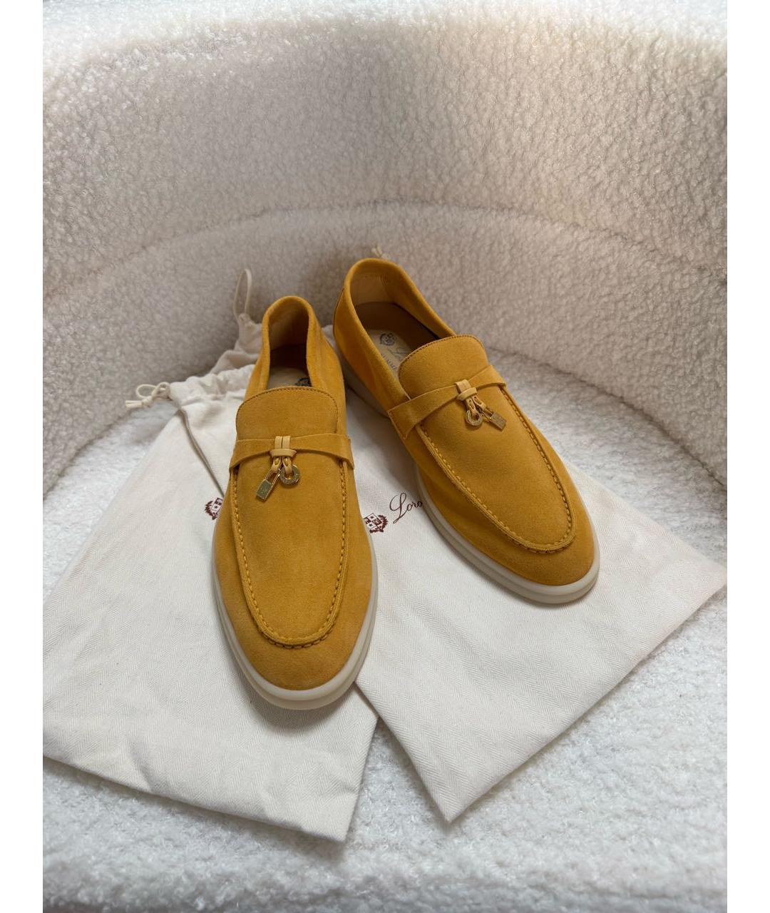 LORO PIANA Горчичные замшевые лоферы, фото 5