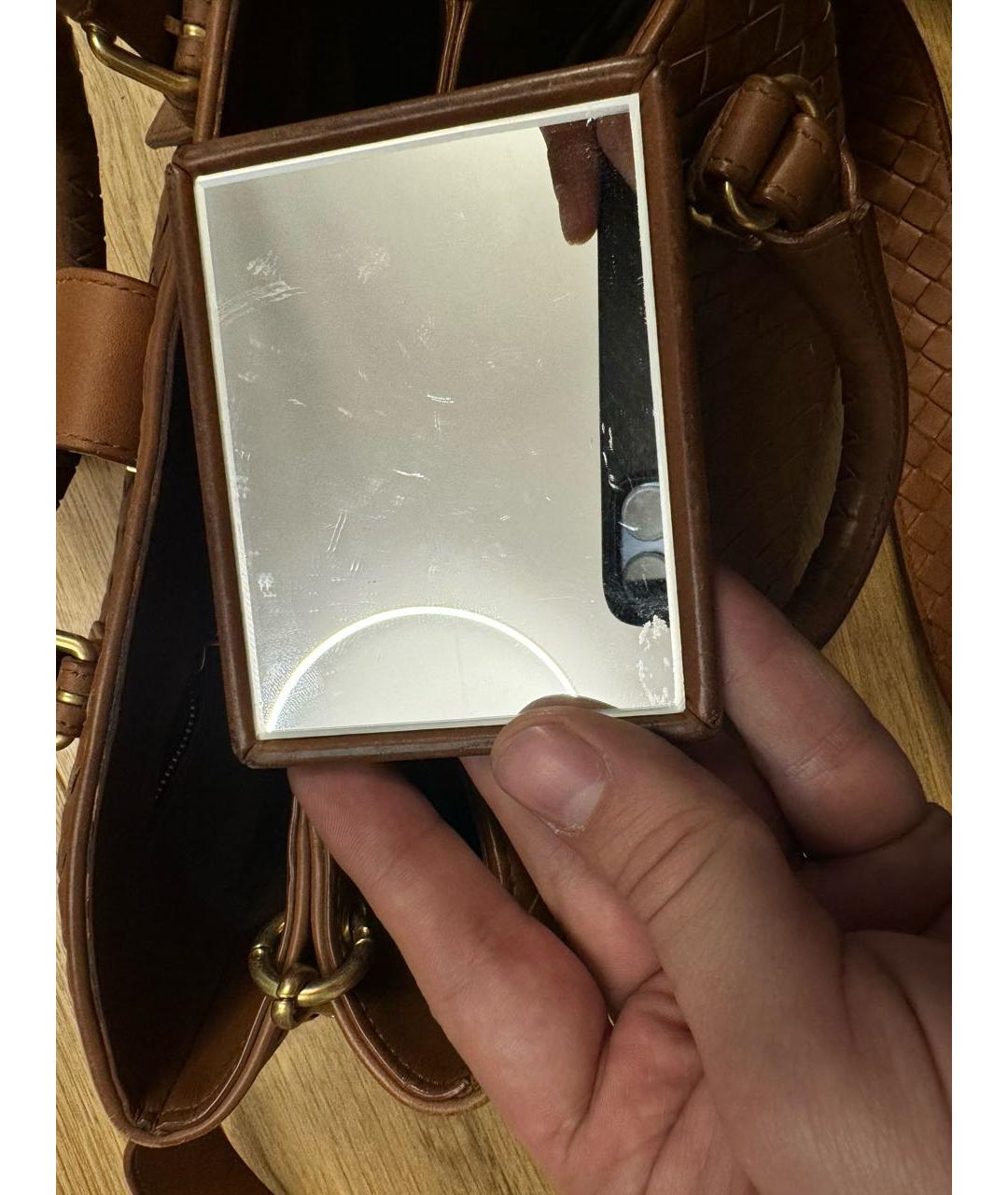 BOTTEGA VENETA Коричневая кожаная сумка тоут, фото 6