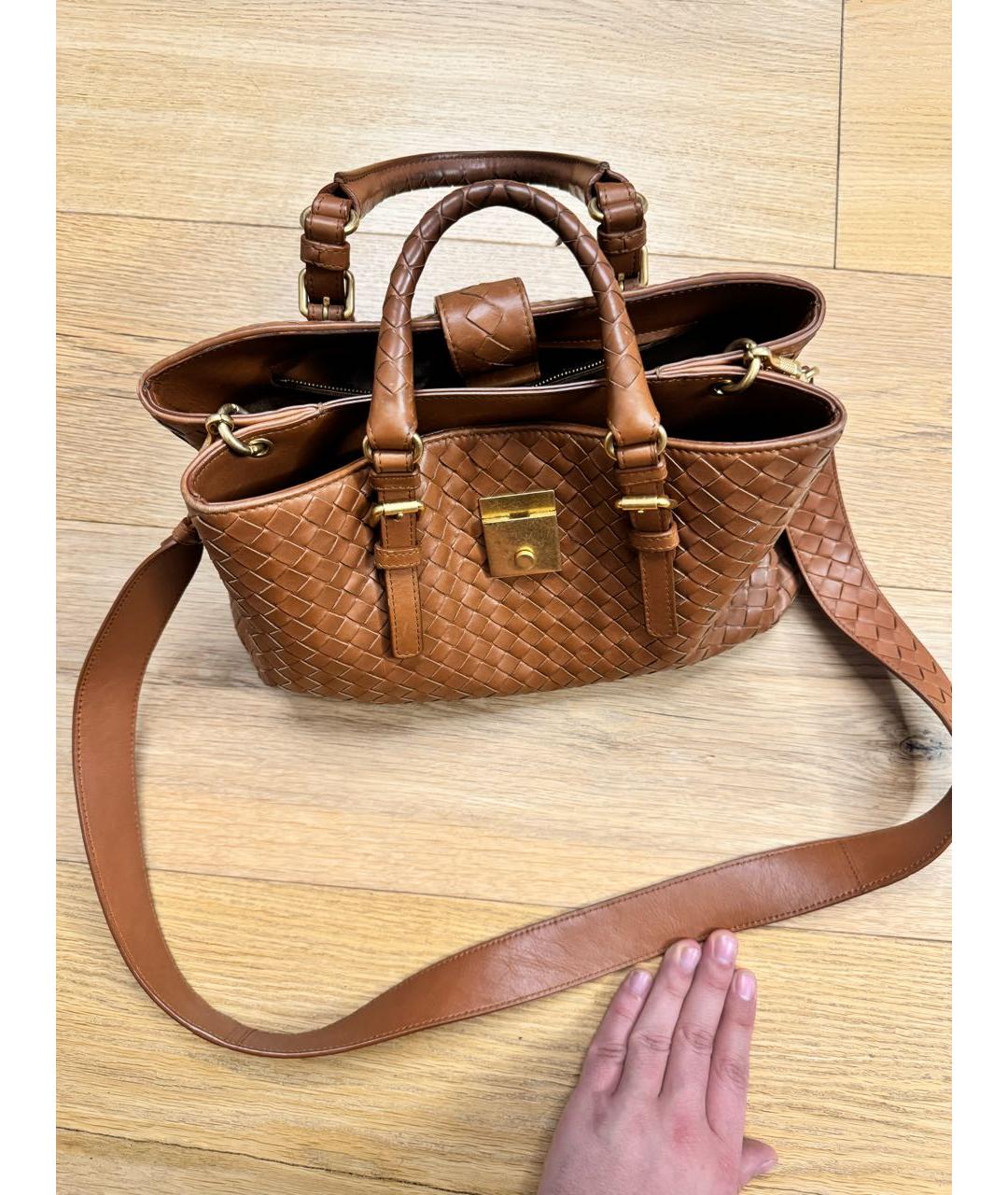 BOTTEGA VENETA Коричневая кожаная сумка тоут, фото 2