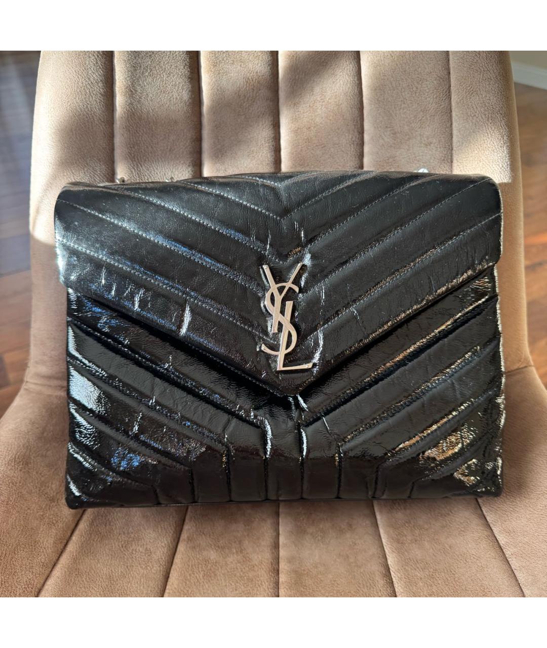 SAINT LAURENT Черная сумка с короткими ручками из лакированной кожи, фото 6