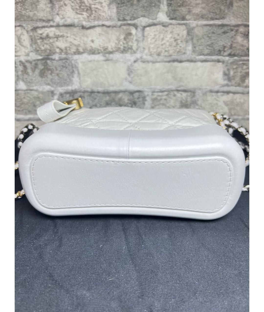 CHANEL Белая кожаная сумка через плечо, фото 6