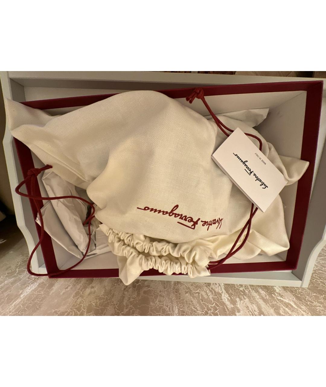 FERRAGAMO Черные кожаные мюли, фото 5