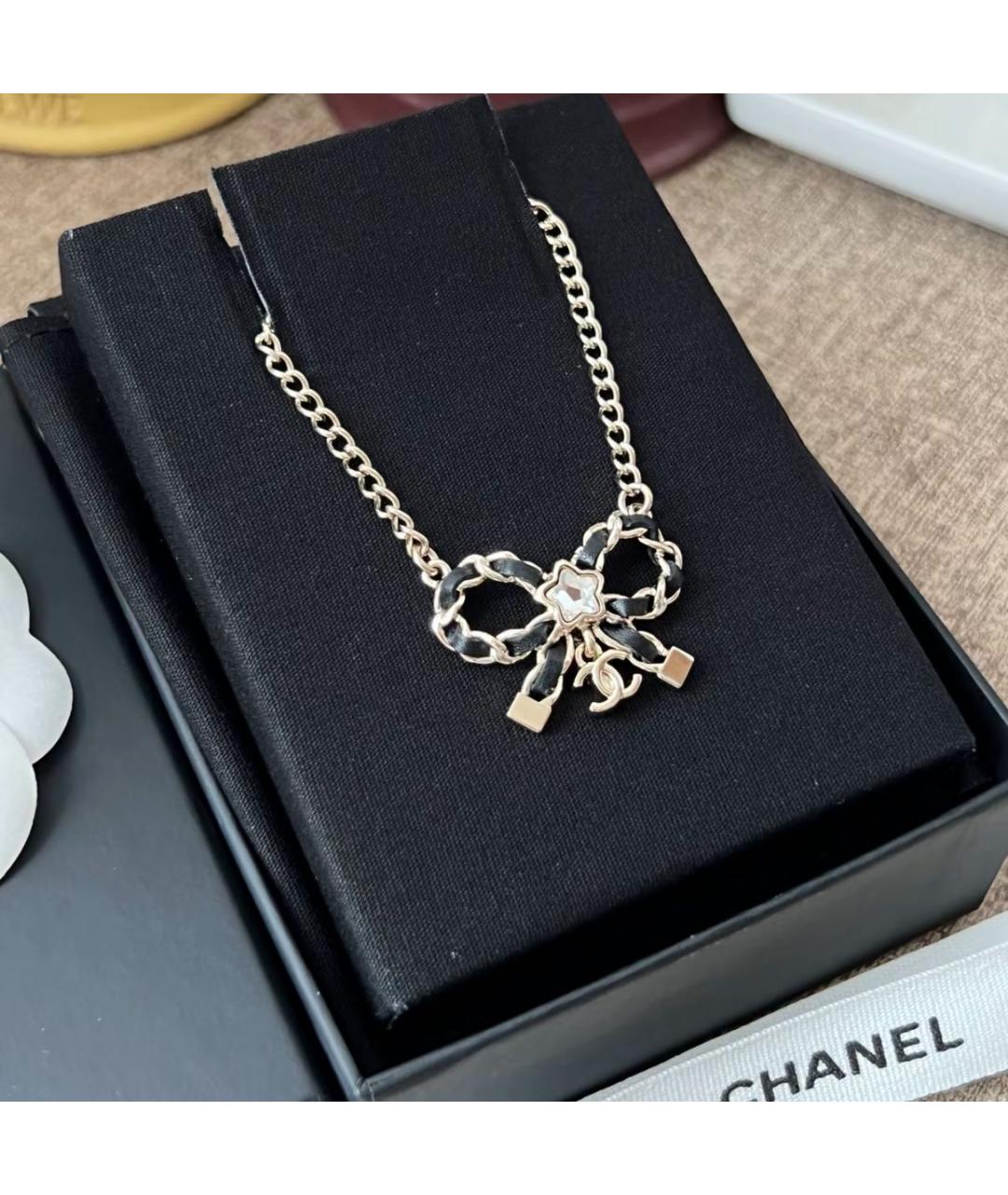 CHANEL Золотая металлическая подвеска, фото 5