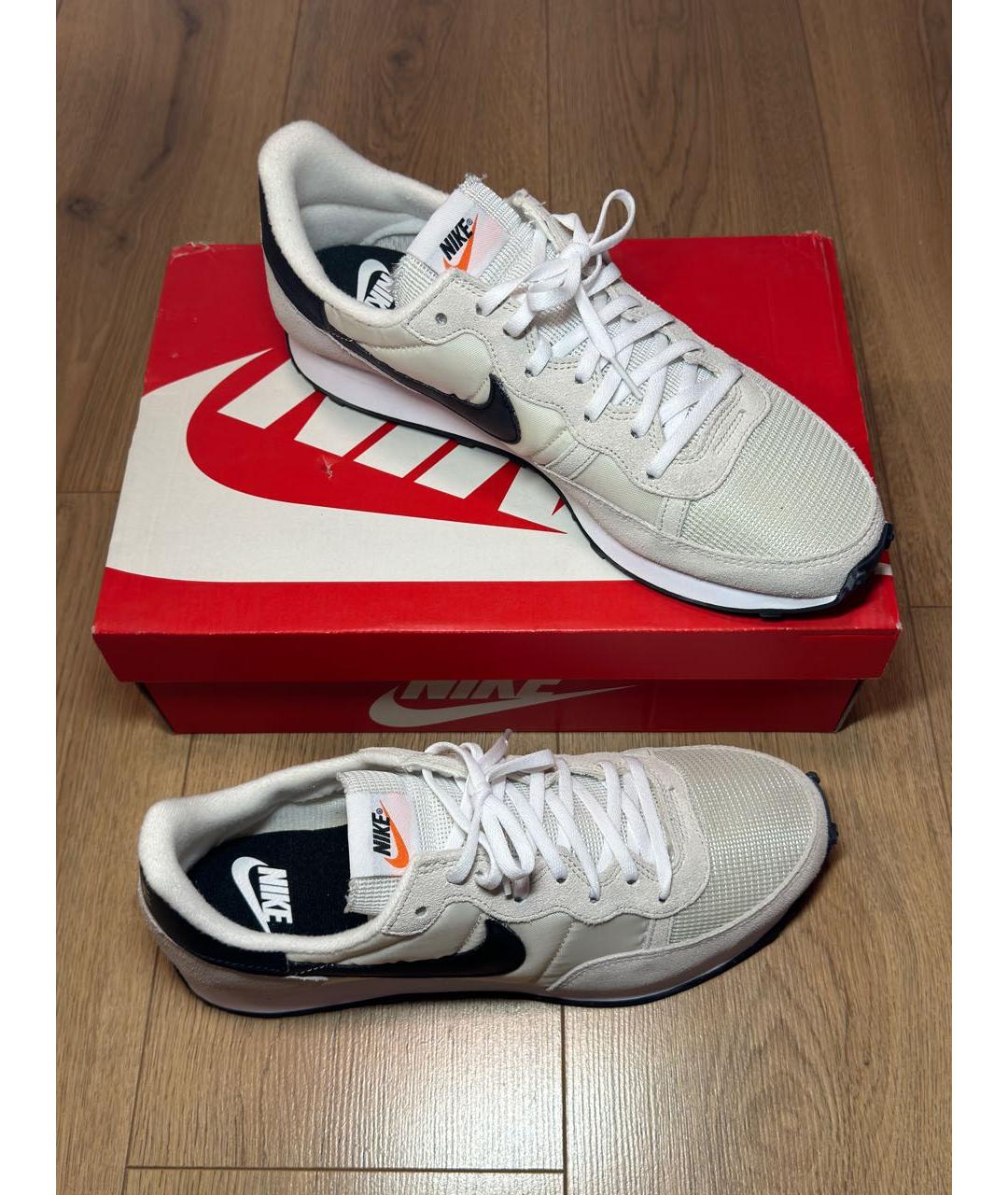 NIKE Белые замшевые низкие кроссовки / кеды, фото 2