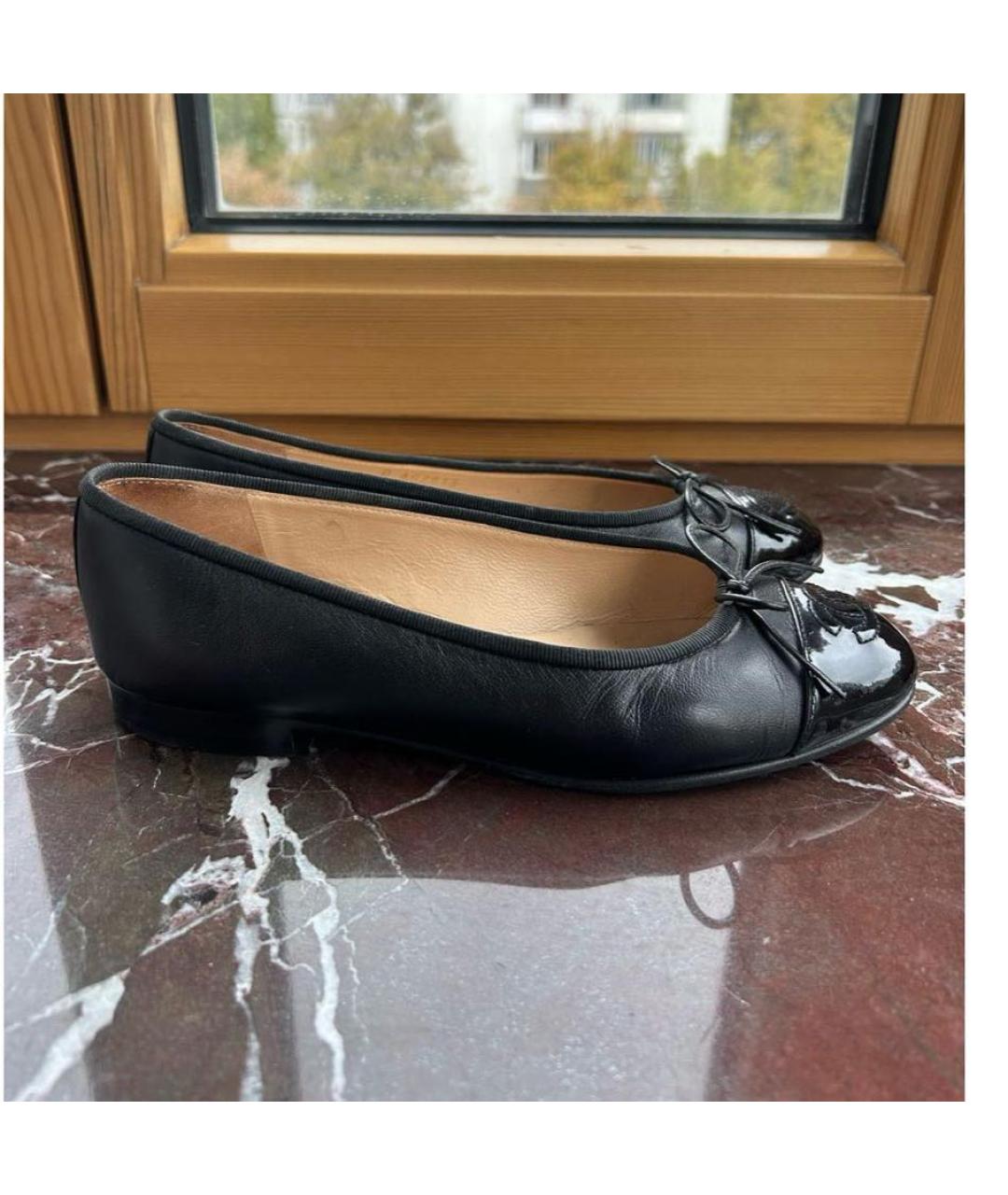 CHANEL Черные кожаные балетки, фото 3