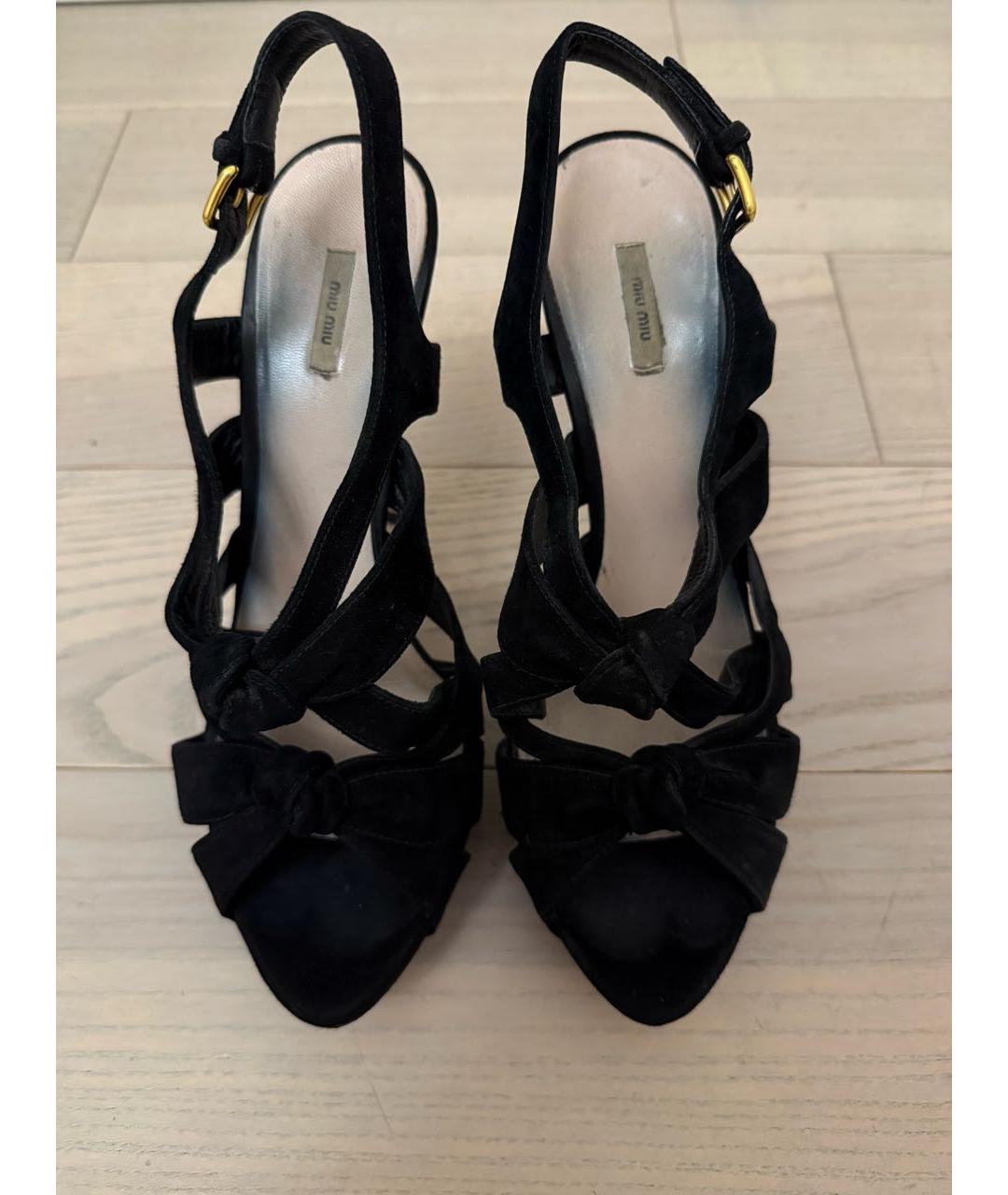 MIU MIU Черные замшевые босоножки, фото 2