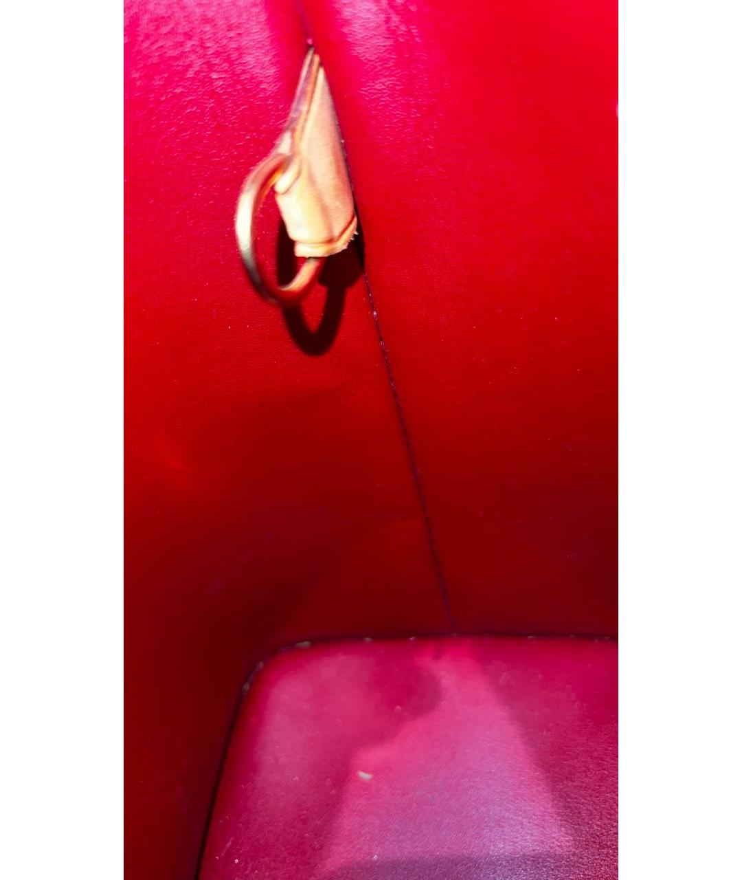 LOUIS VUITTON Красная сумка тоут из лакированной кожи, фото 5