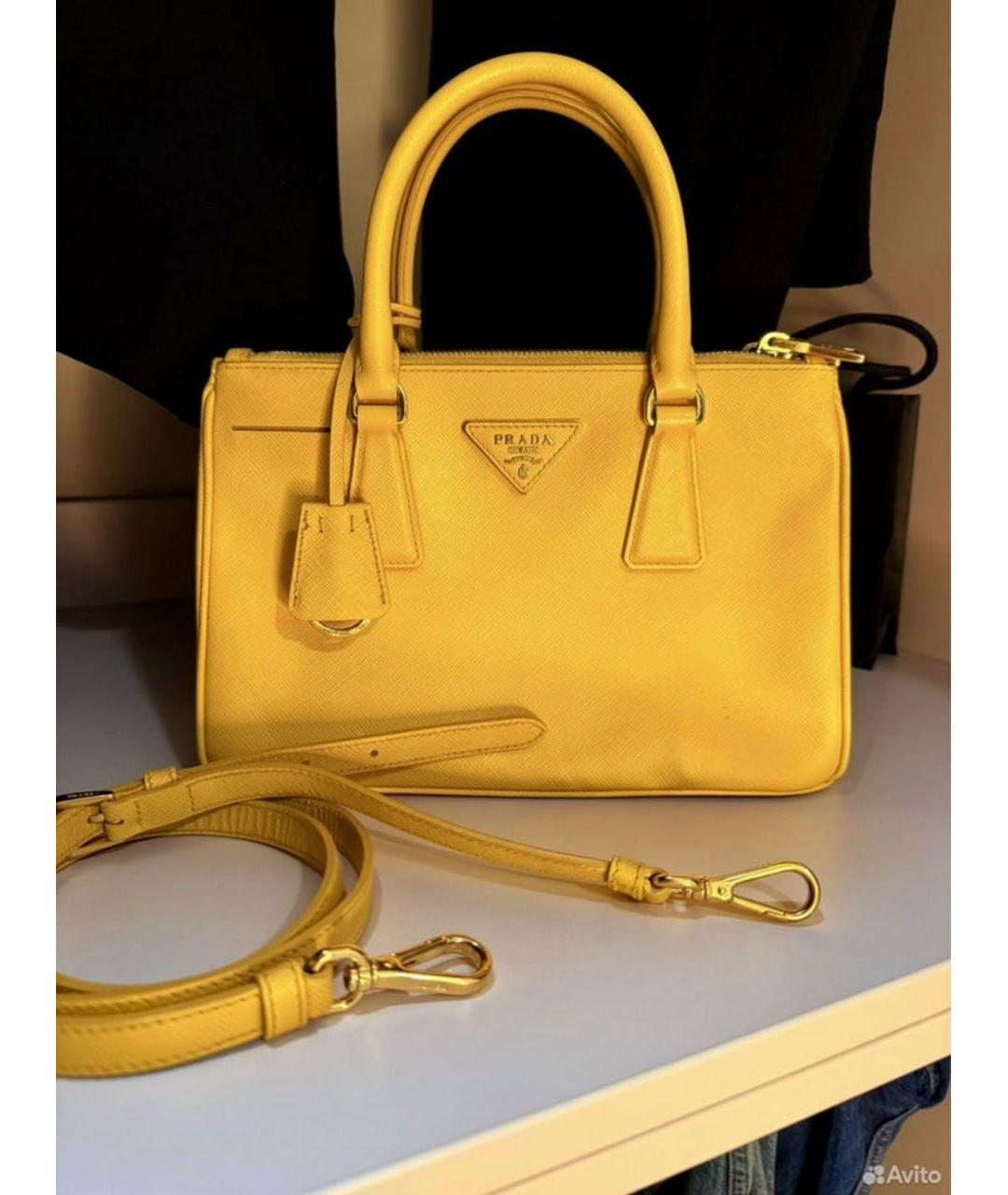 PRADA Желтая кожаная сумка с короткими ручками, фото 2