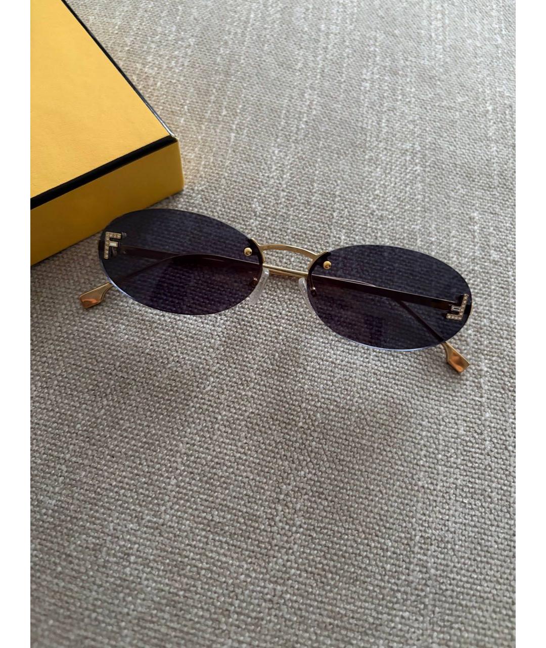 FENDI Золотые металлические солнцезащитные очки, фото 2