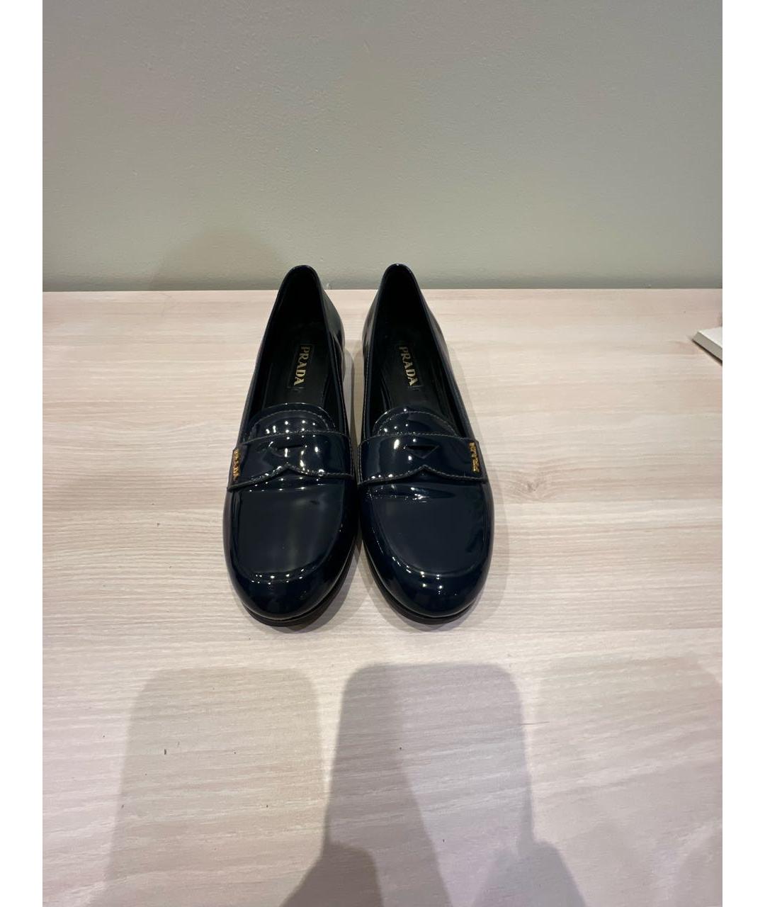 PRADA Черные лоферы из лакированной кожи, фото 2