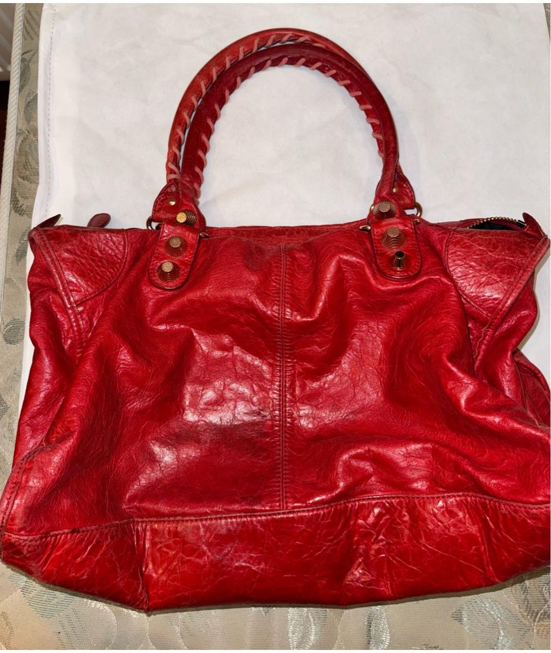 BALENCIAGA Красная кожаная сумка с короткими ручками, фото 3