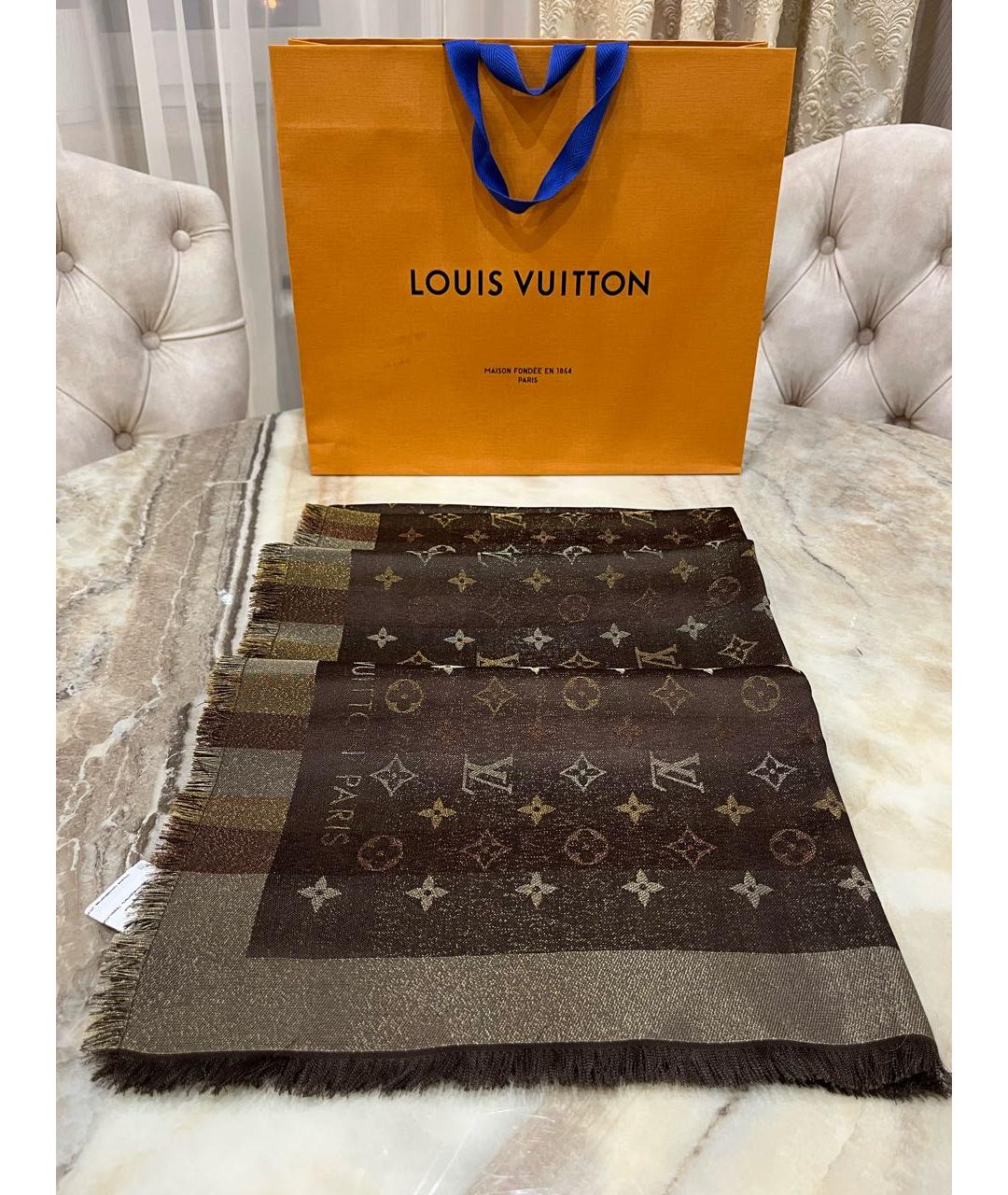 LOUIS VUITTON Коричневый платок, фото 2