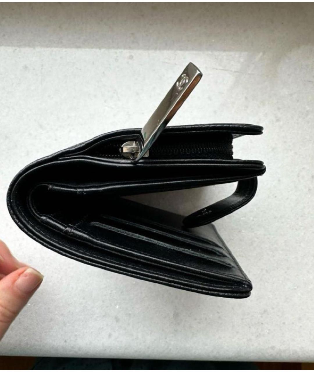 CHANEL Черный кожаный кошелек, фото 4