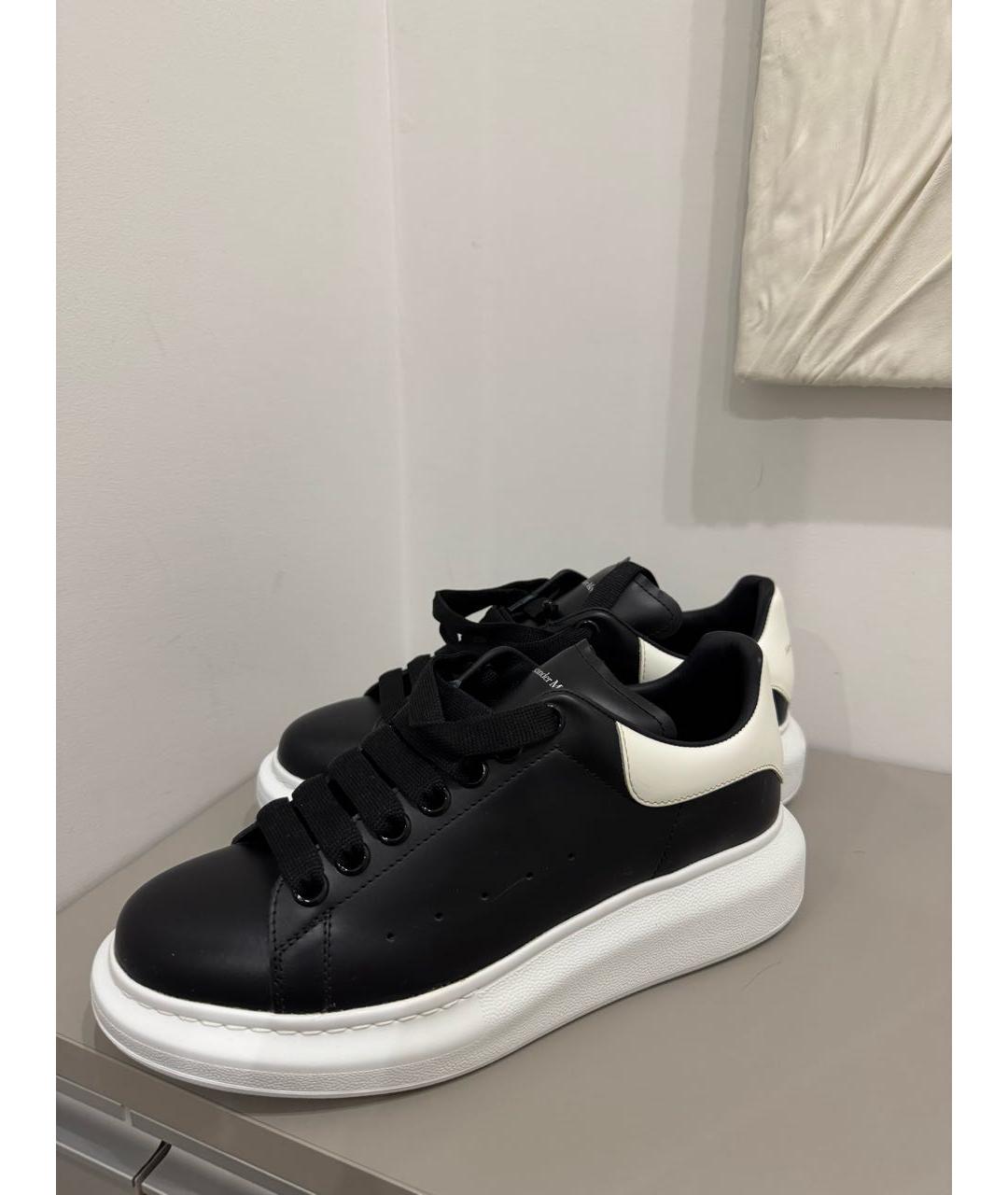 MCQ ALEXANDER MCQUEEN Черные кожаные кеды, фото 4