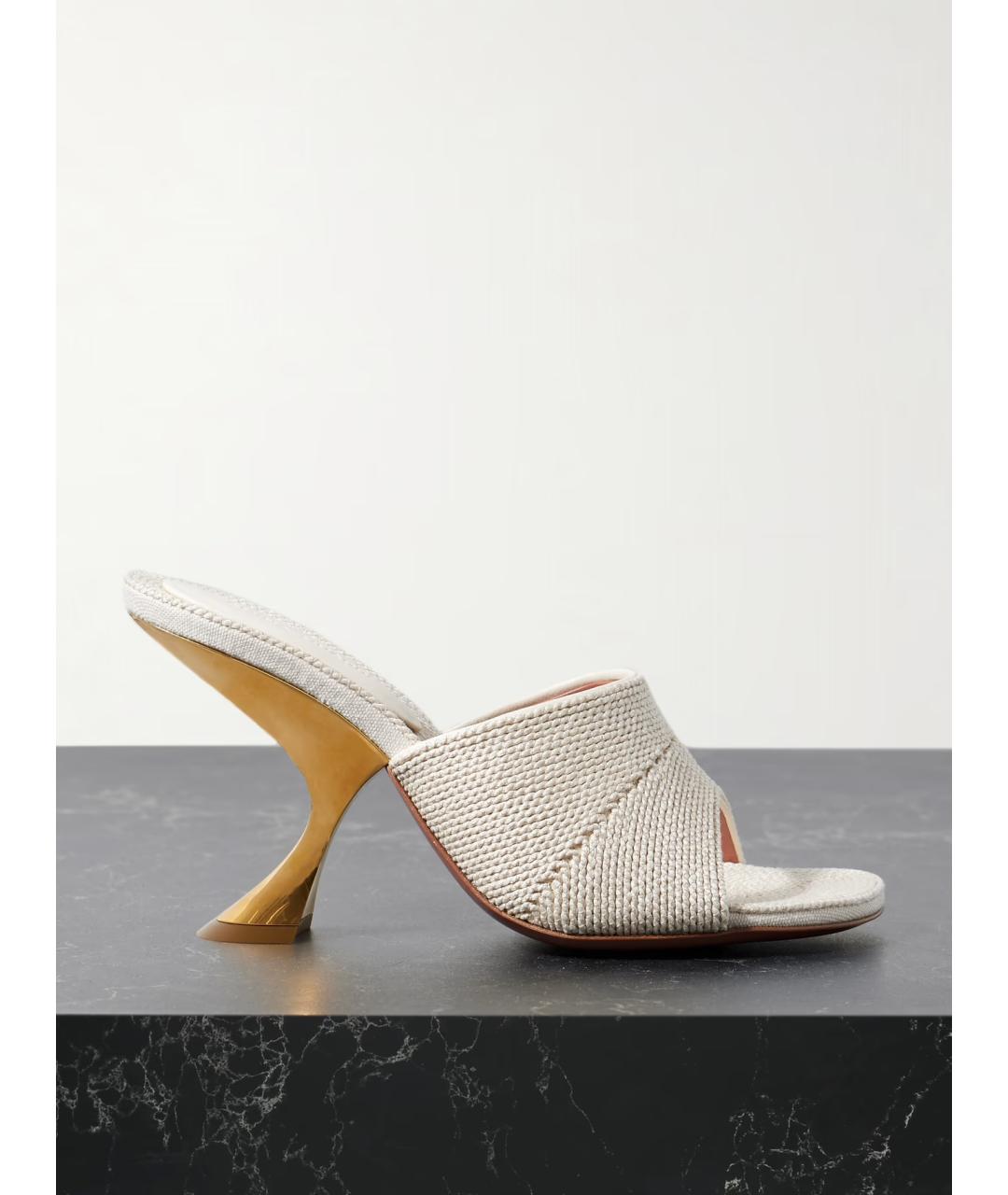 Amina Muaddi Бежевые текстильные мюли, фото 5