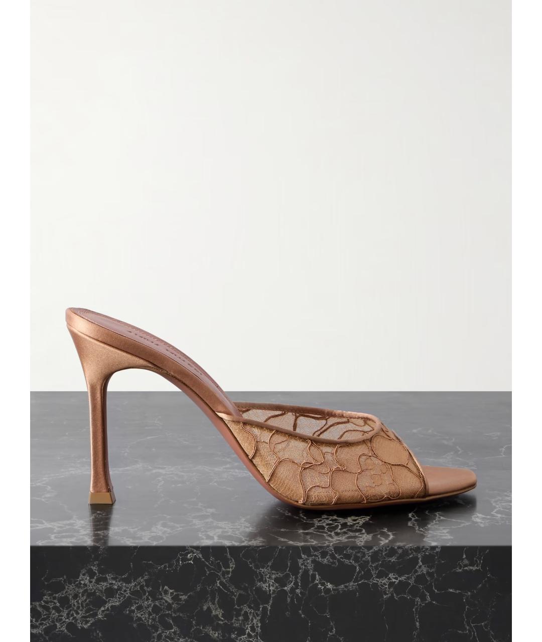 Amina Muaddi Коричневые текстильные мюли, фото 5