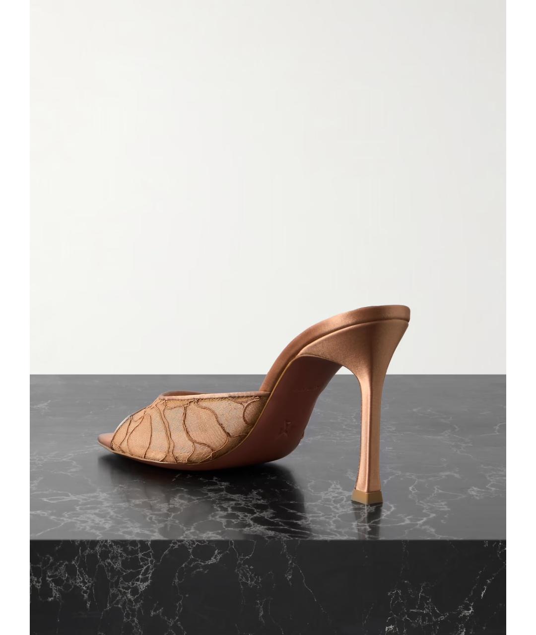 Amina Muaddi Коричневые текстильные мюли, фото 4