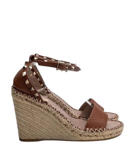 VALENTINO Босоножки