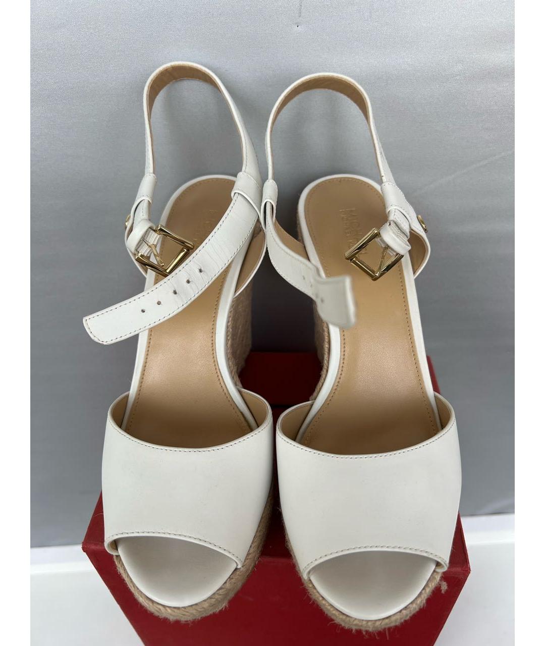 MICHAEL KORS Белые кожаные босоножки, фото 4