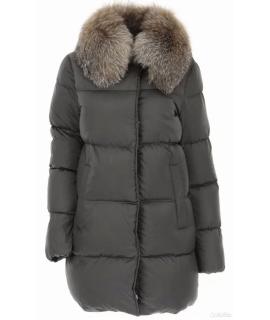 MONCLER Пуховик