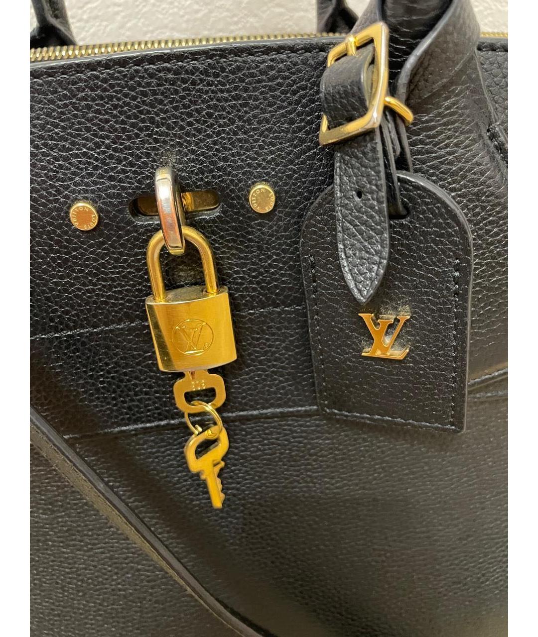 LOUIS VUITTON Черная кожаная сумка с короткими ручками, фото 6