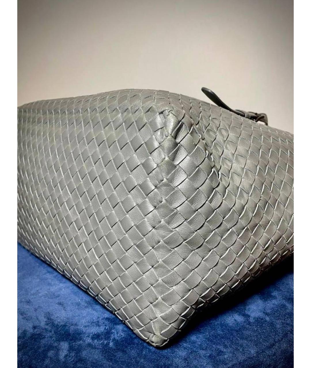 BOTTEGA VENETA Серая кожаная сумка тоут, фото 5