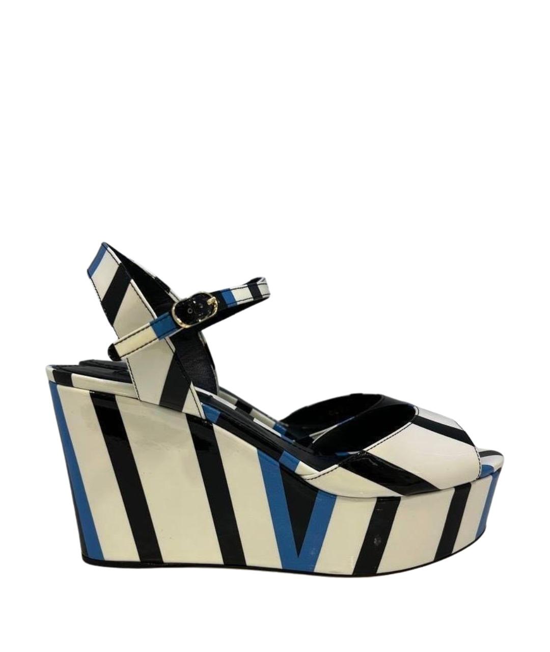 DOLCE&GABBANA Белые босоножки из лакированной кожи, фото 1